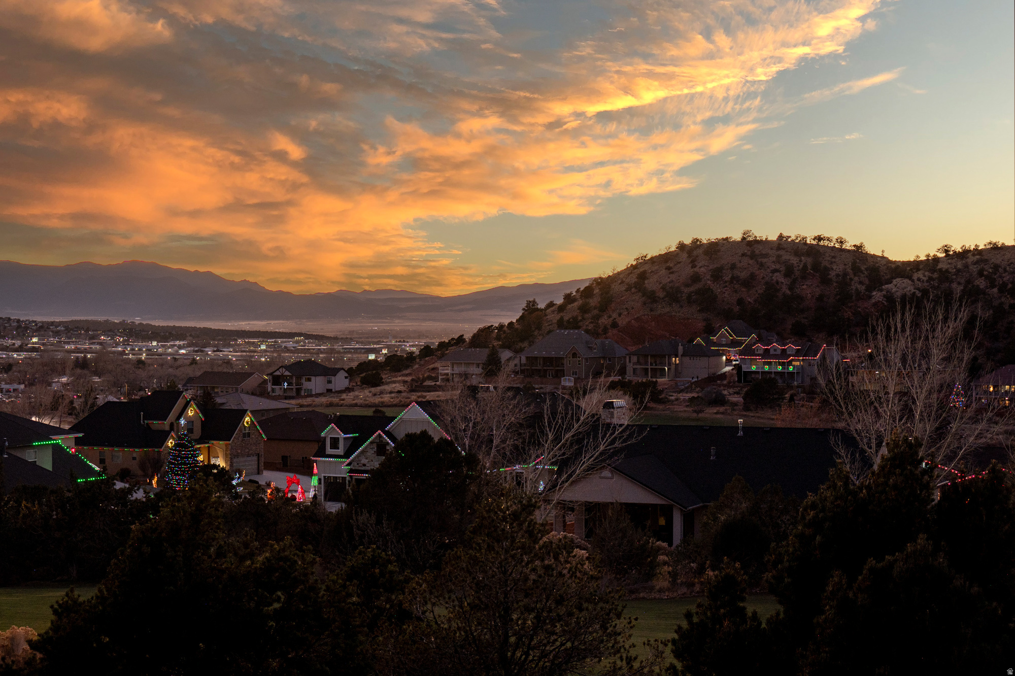 CANYON RIDGE - Residential