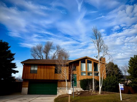 Tiny photo for 8888 S RENEGADE RD, Sandy, UT 84093 (MLS # 2126009)