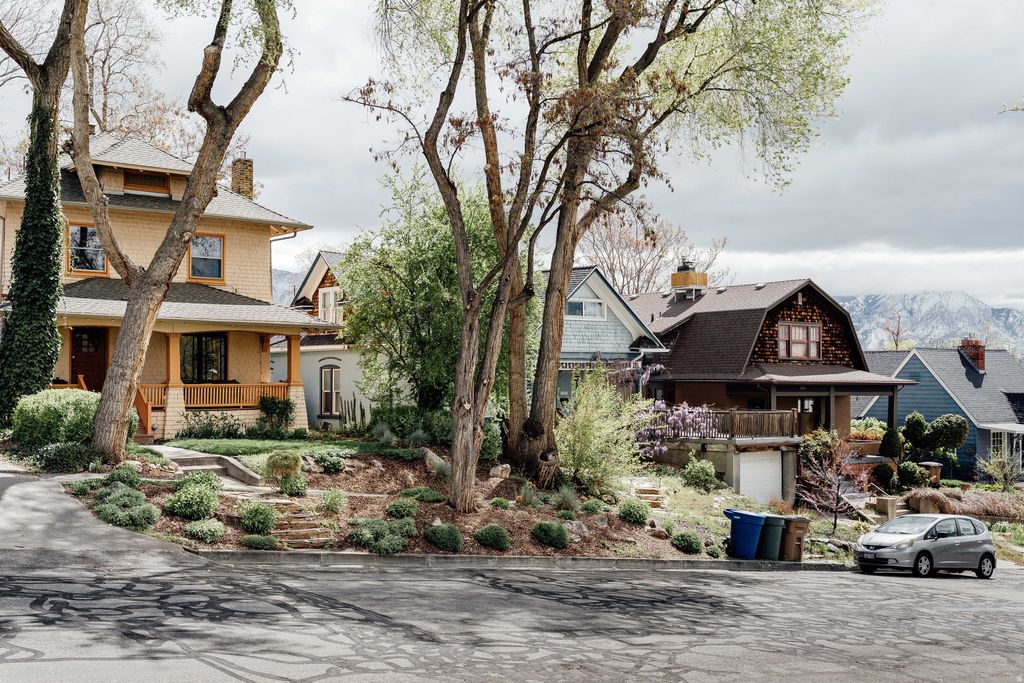 Photo of 280 N H ST, Salt Lake City, UT 84103 (MLS # 2149442)