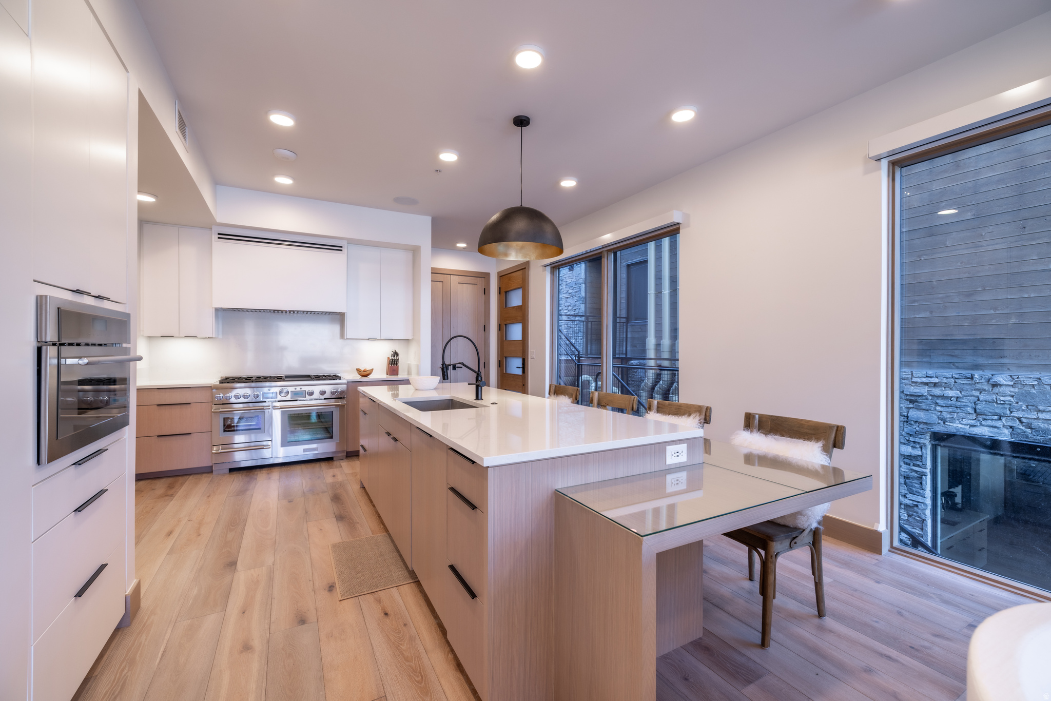 KINGS CROWN - Residential