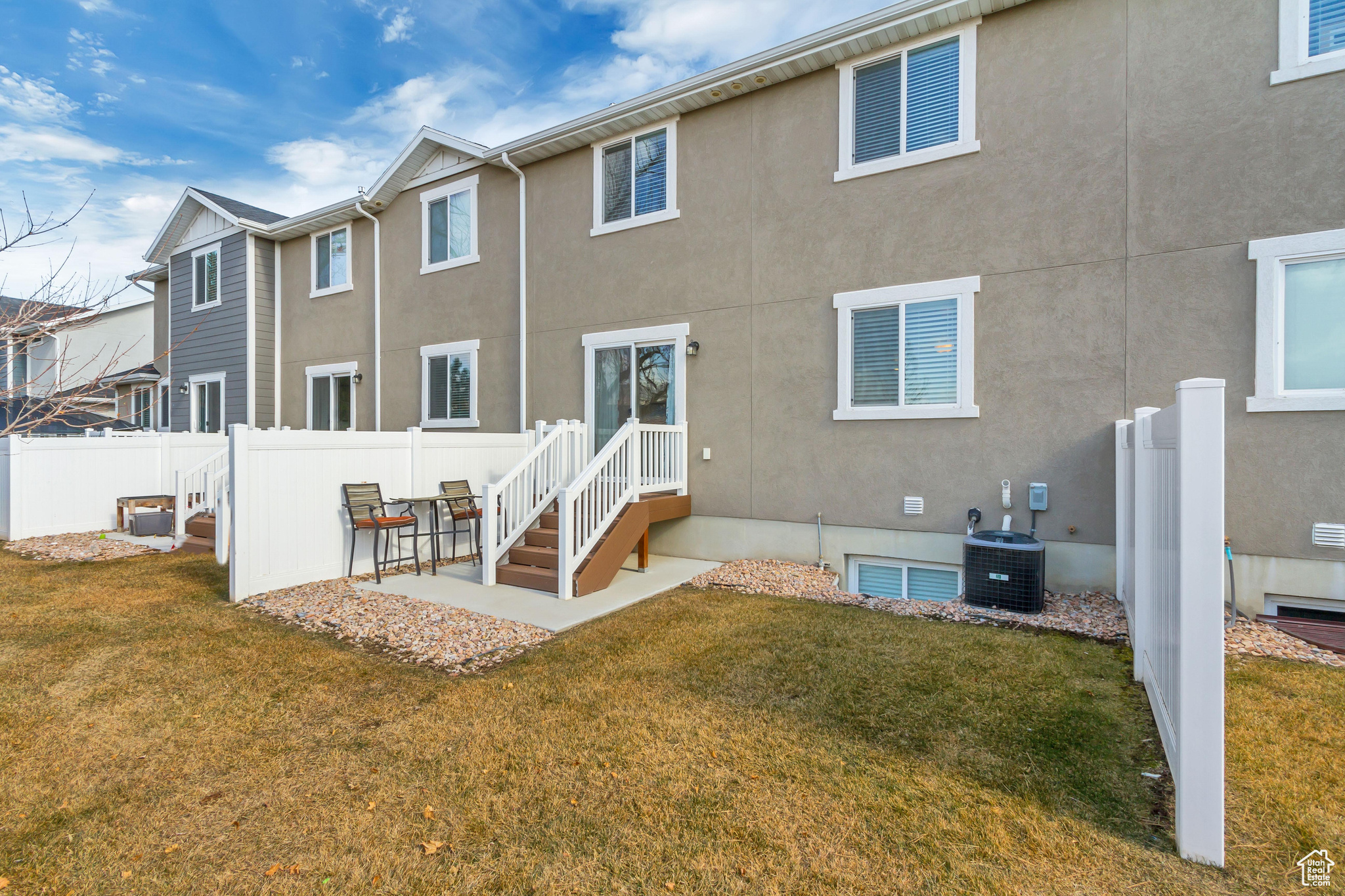 Payson, Utah 84651, United States, 3 Bedrooms Bedrooms, ,3 BathroomsBathrooms,Residential,Pending,8171