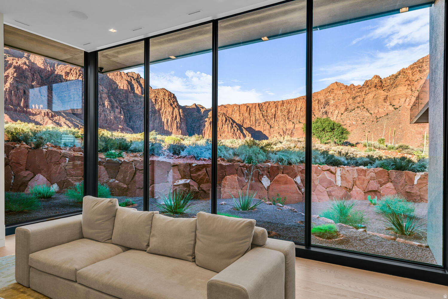 POSOVI 1 - Residential