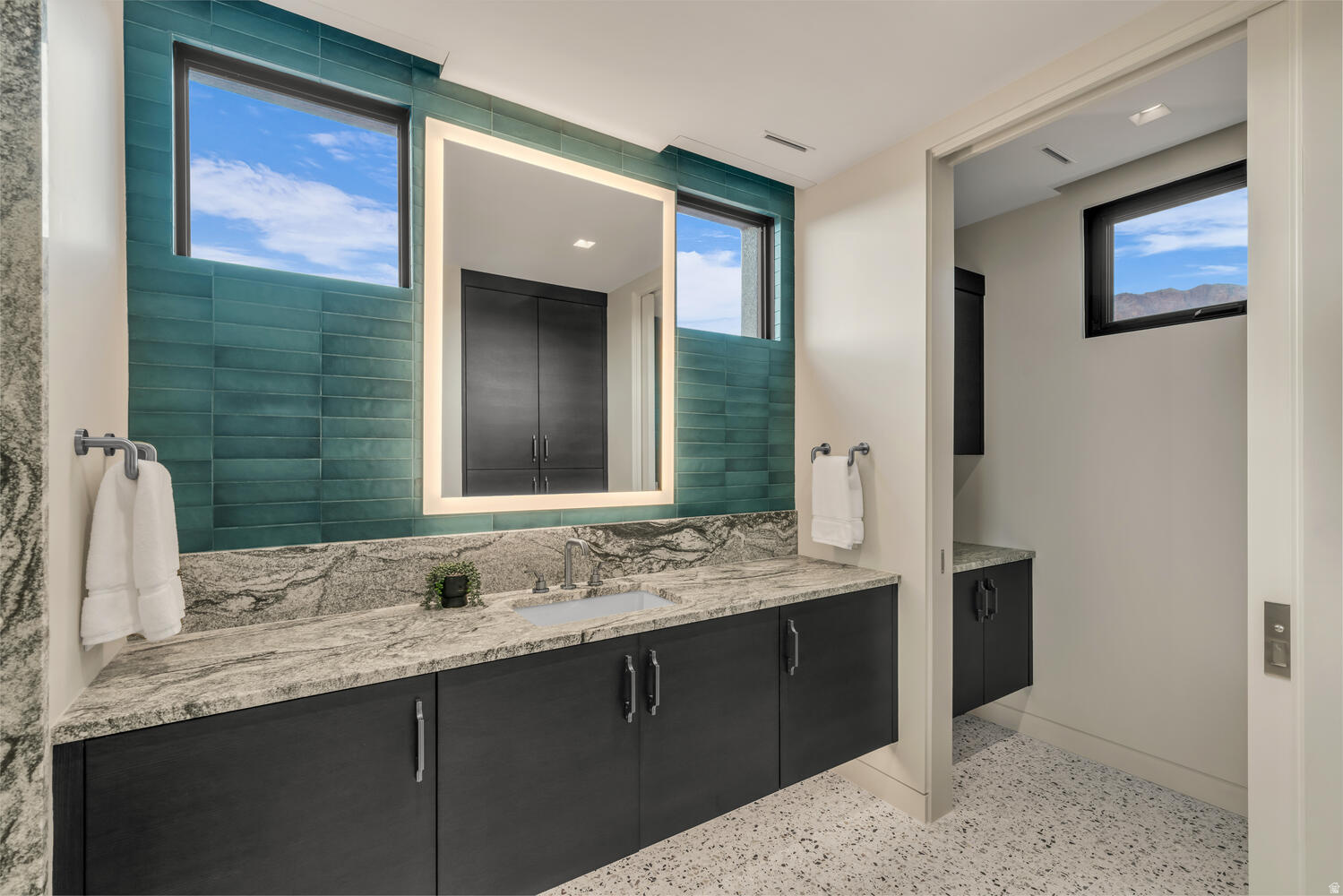 POSOVI 1 - Residential