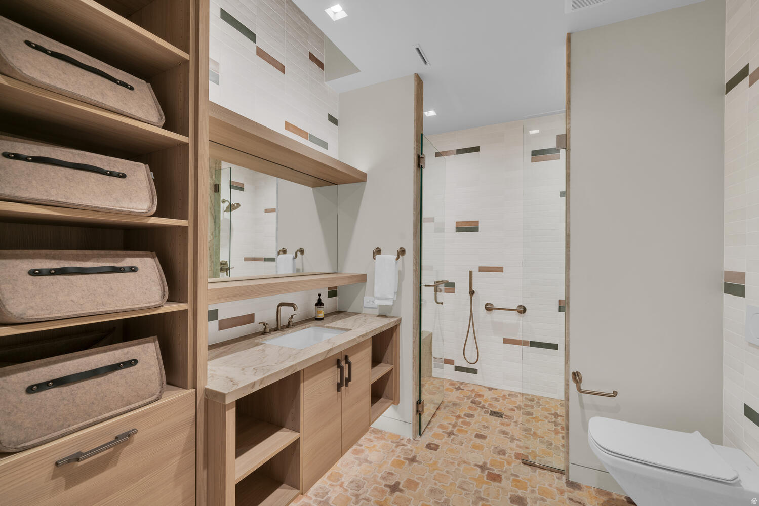 POSOVI 1 - Residential