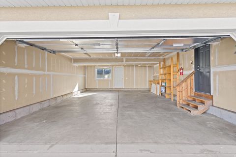 Tiny photo for 2237 W CRAIG LN W, Syracuse, UT 84075 (MLS # 2123369)