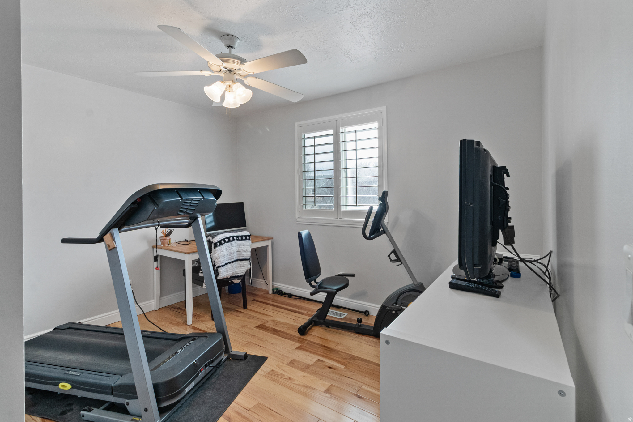 EDGEWOOD - Residential