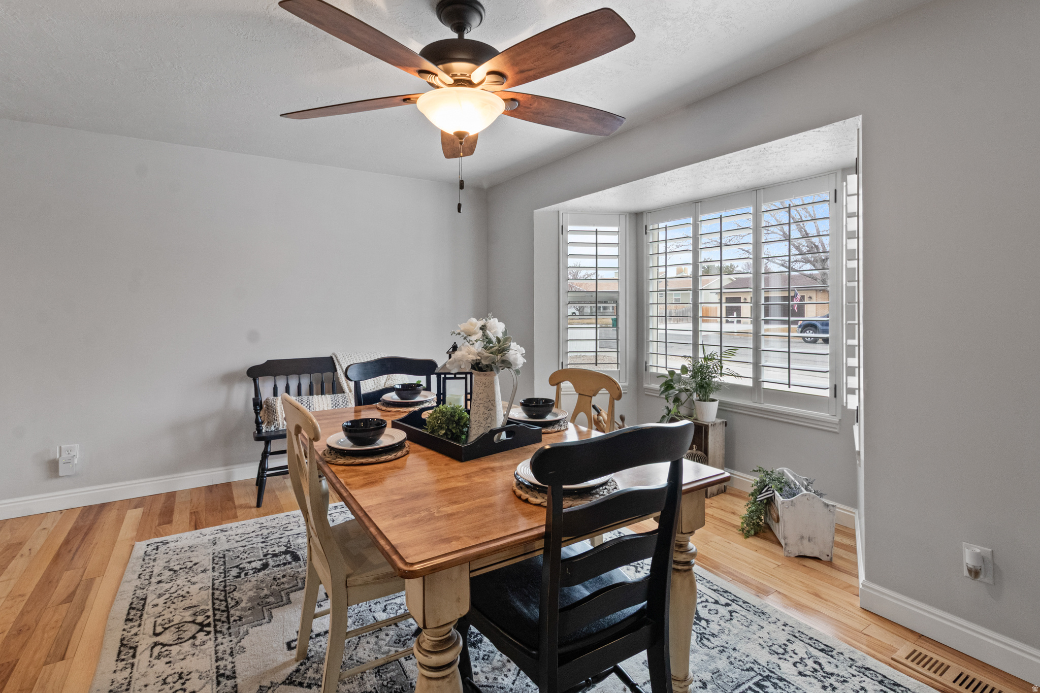 EDGEWOOD - Residential