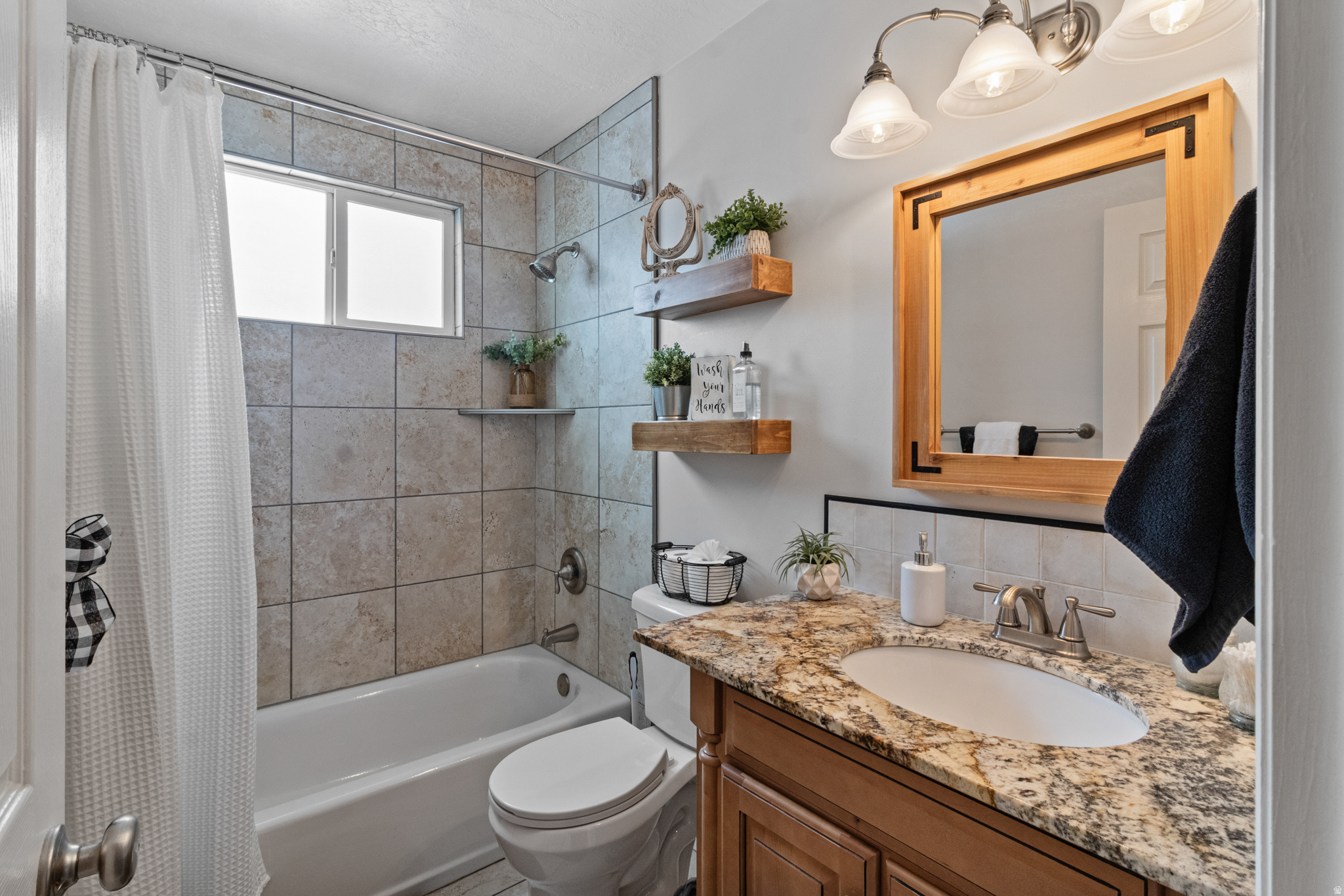 EDGEWOOD - Residential