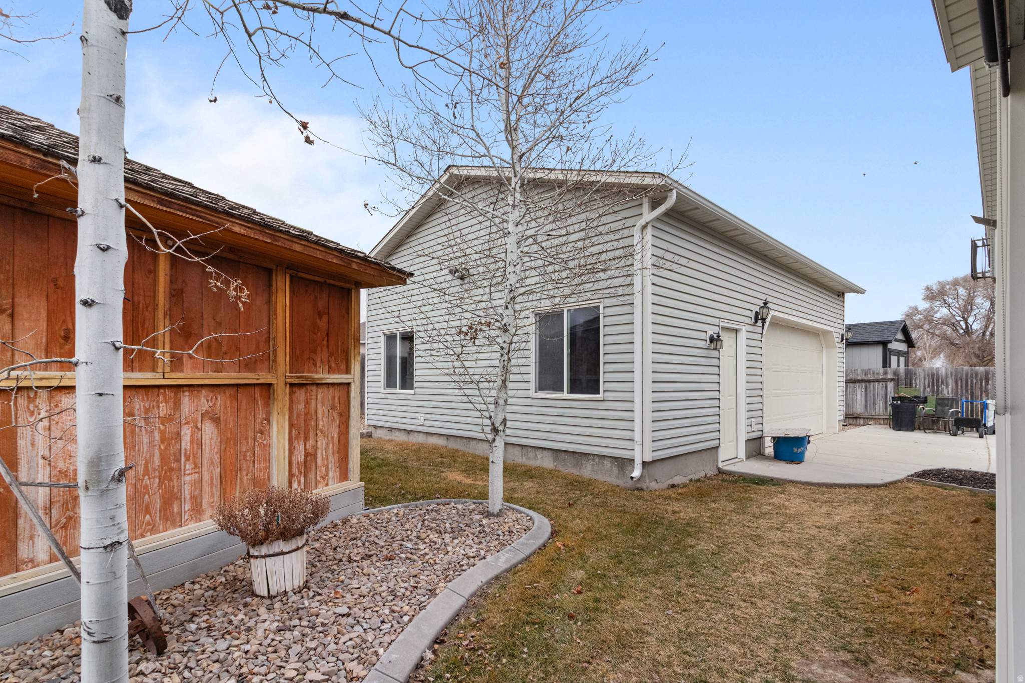 EDGEWOOD - Residential