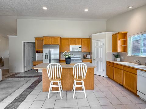 Tiny photo for 1959 DEER RUN DR, South Weber, UT 84405 (MLS # 2158671)