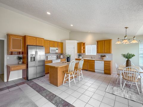 Tiny photo for 1959 DEER RUN DR, South Weber, UT 84405 (MLS # 2158671)