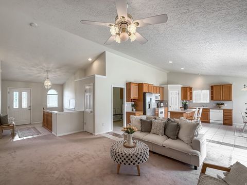 Tiny photo for 1959 DEER RUN DR, South Weber, UT 84405 (MLS # 2158671)