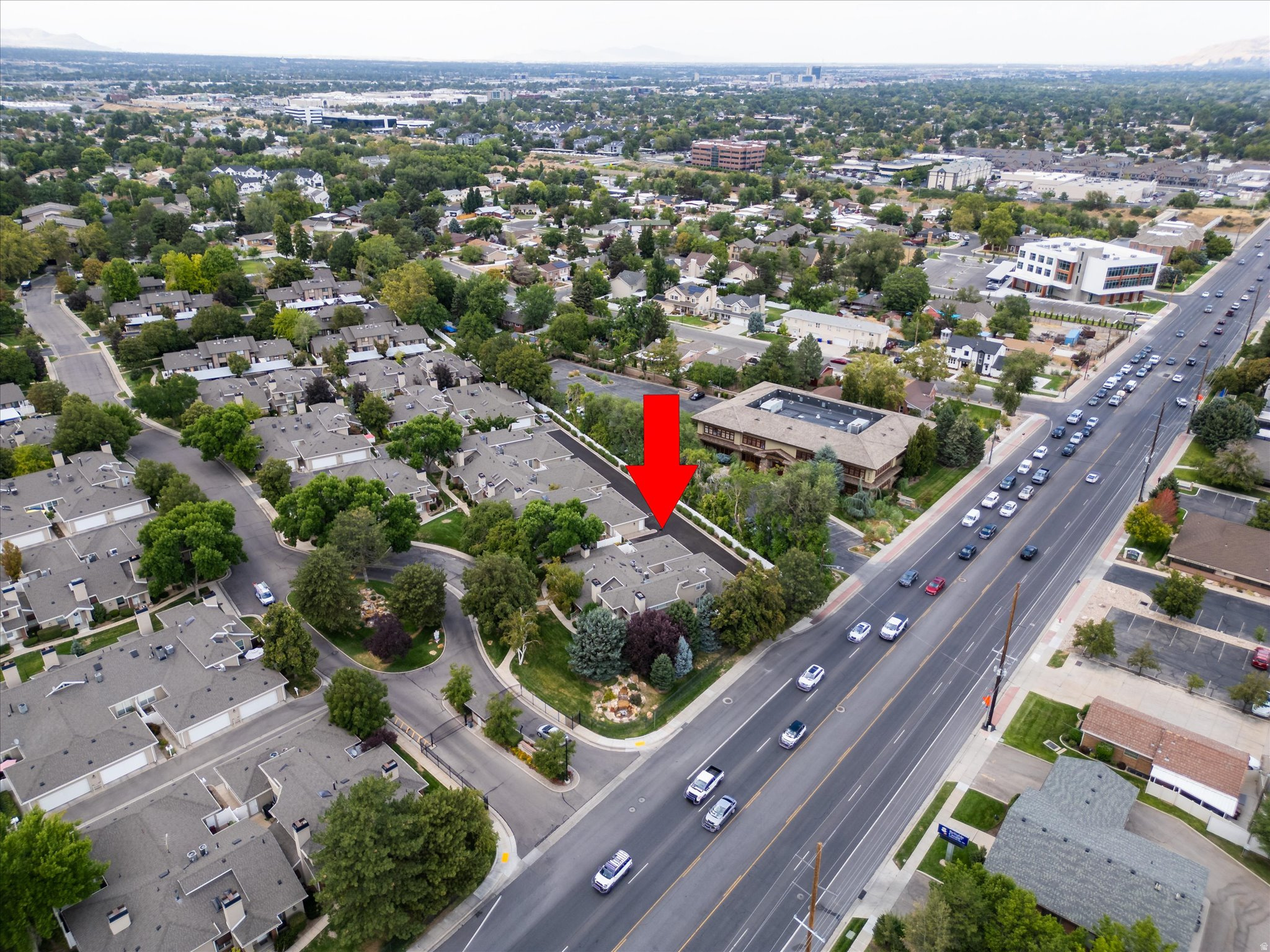 FAIRMEADOWS - Residential