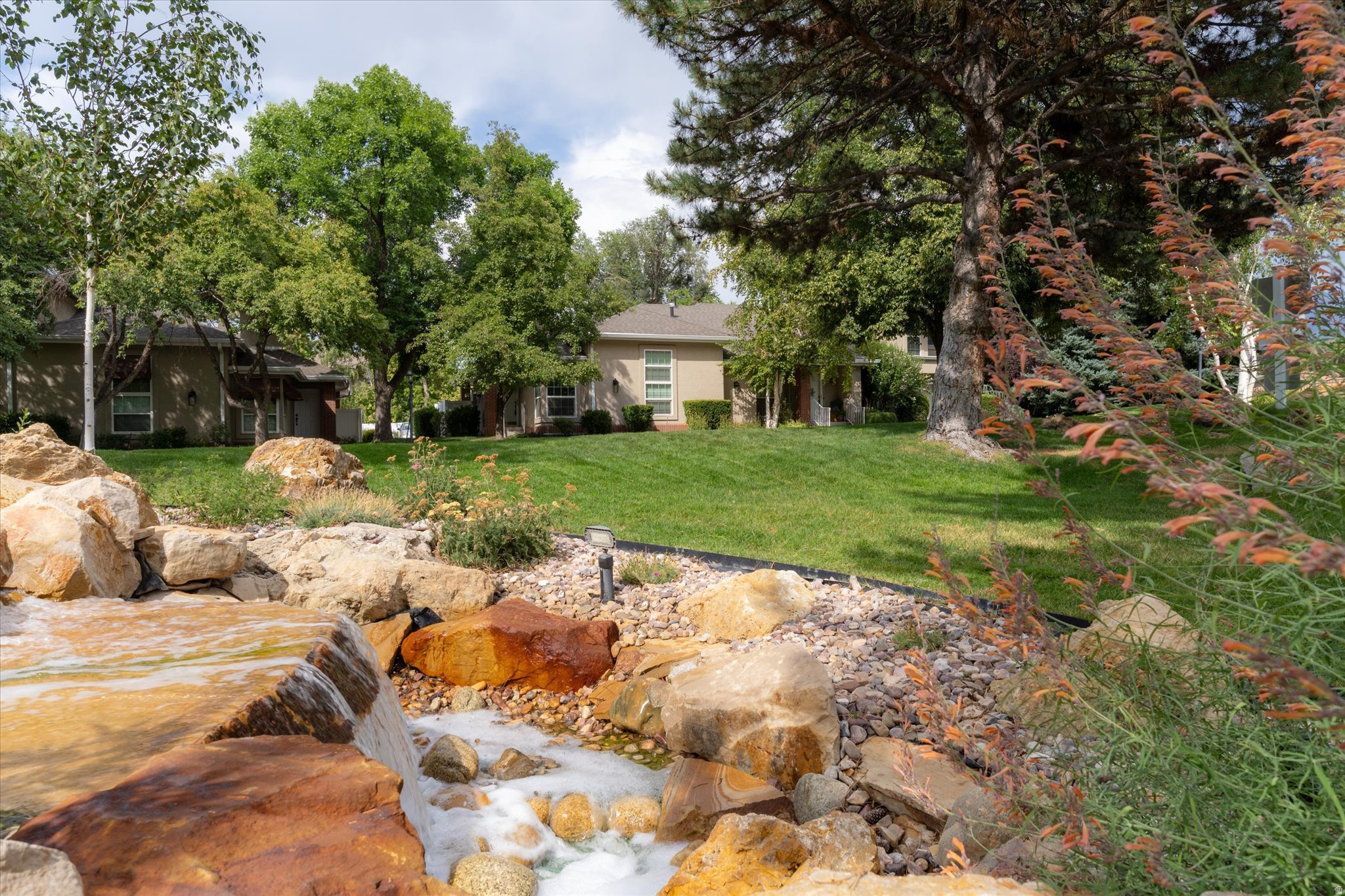 FAIRMEADOWS - Residential