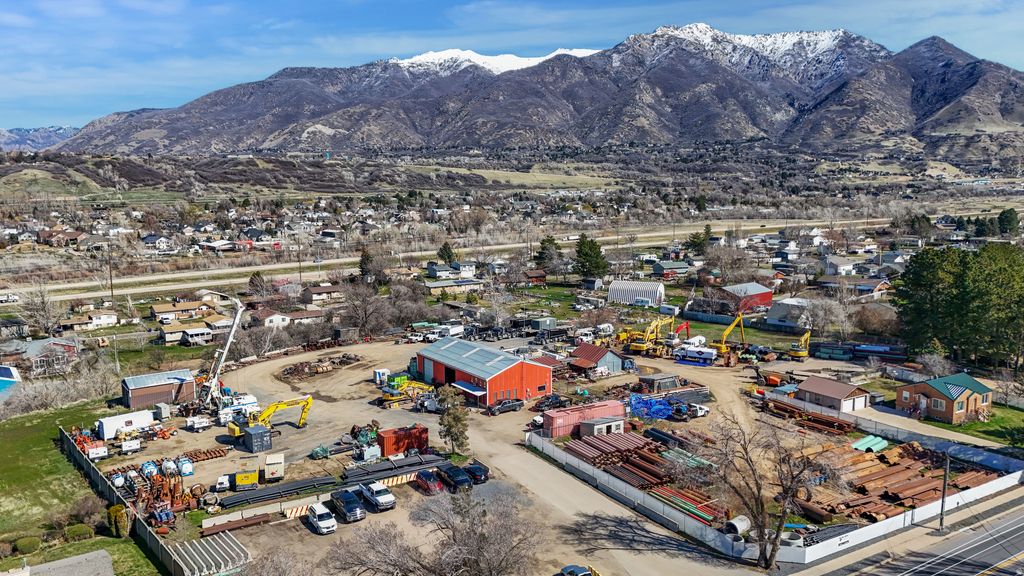 Photo of 1458 E SOUTH WEBER DR S, South Weber, UT 84405 (MLS # 2143763)