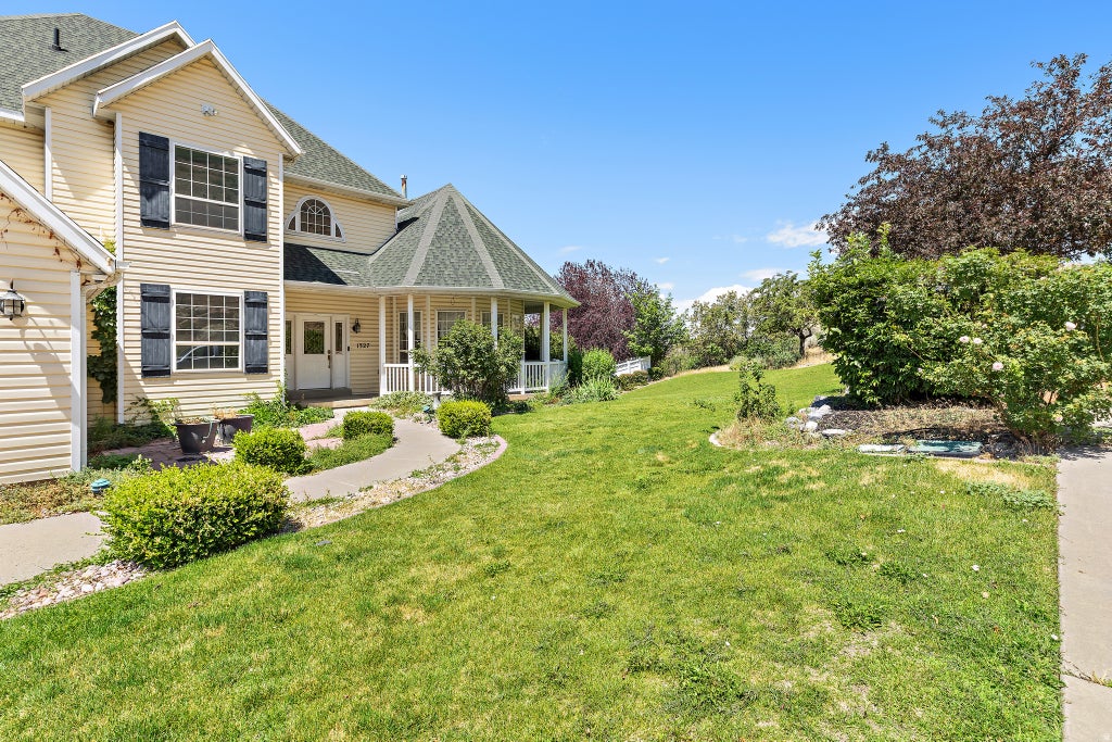 Photo of 1327 N 850 E, Pleasant Grove, UT 84062 (MLS # 2169370)