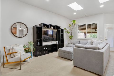 Tiny photo for 529 E DRY LN, Washington, UT 84780 (MLS # 2146794)