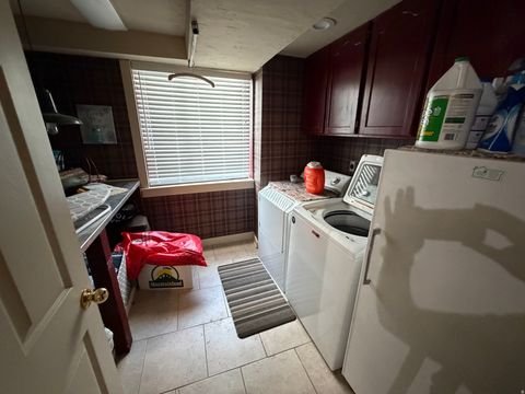 Tiny photo for 1013 N 1100 W, Farmington, UT 84025 (MLS # 2144866)