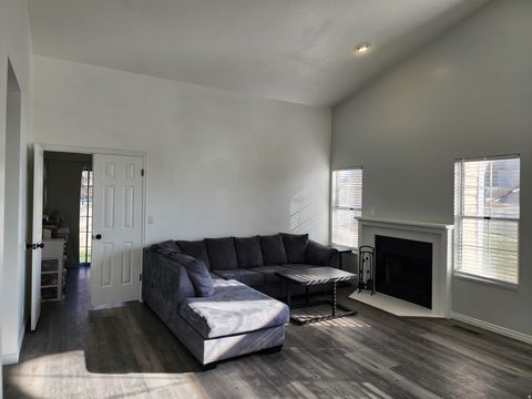 Tiny photo for 3279 S PLUM TREE LN W, Bountiful, UT 84010 (MLS # 2131730)