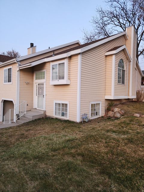 Tiny photo for 3279 S PLUM TREE LN W, Bountiful, UT 84010 (MLS # 2131730)