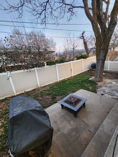 Tiny photo for 3279 S PLUM TREE LN W, Bountiful, UT 84010 (MLS # 2131730)