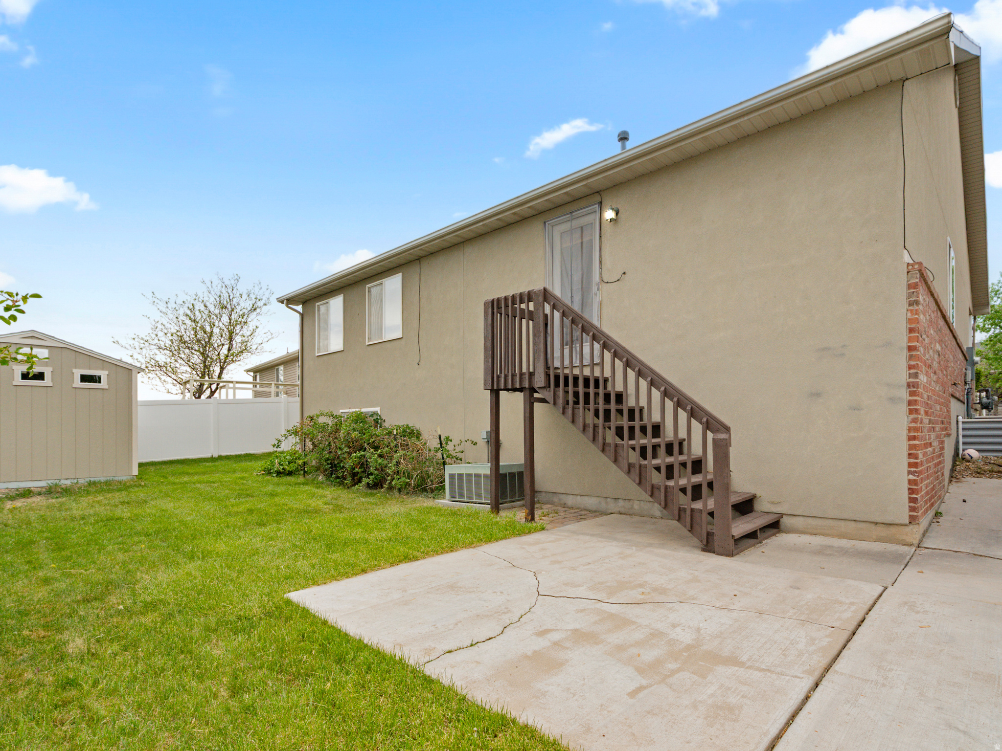JORDAN HILLS - Residential