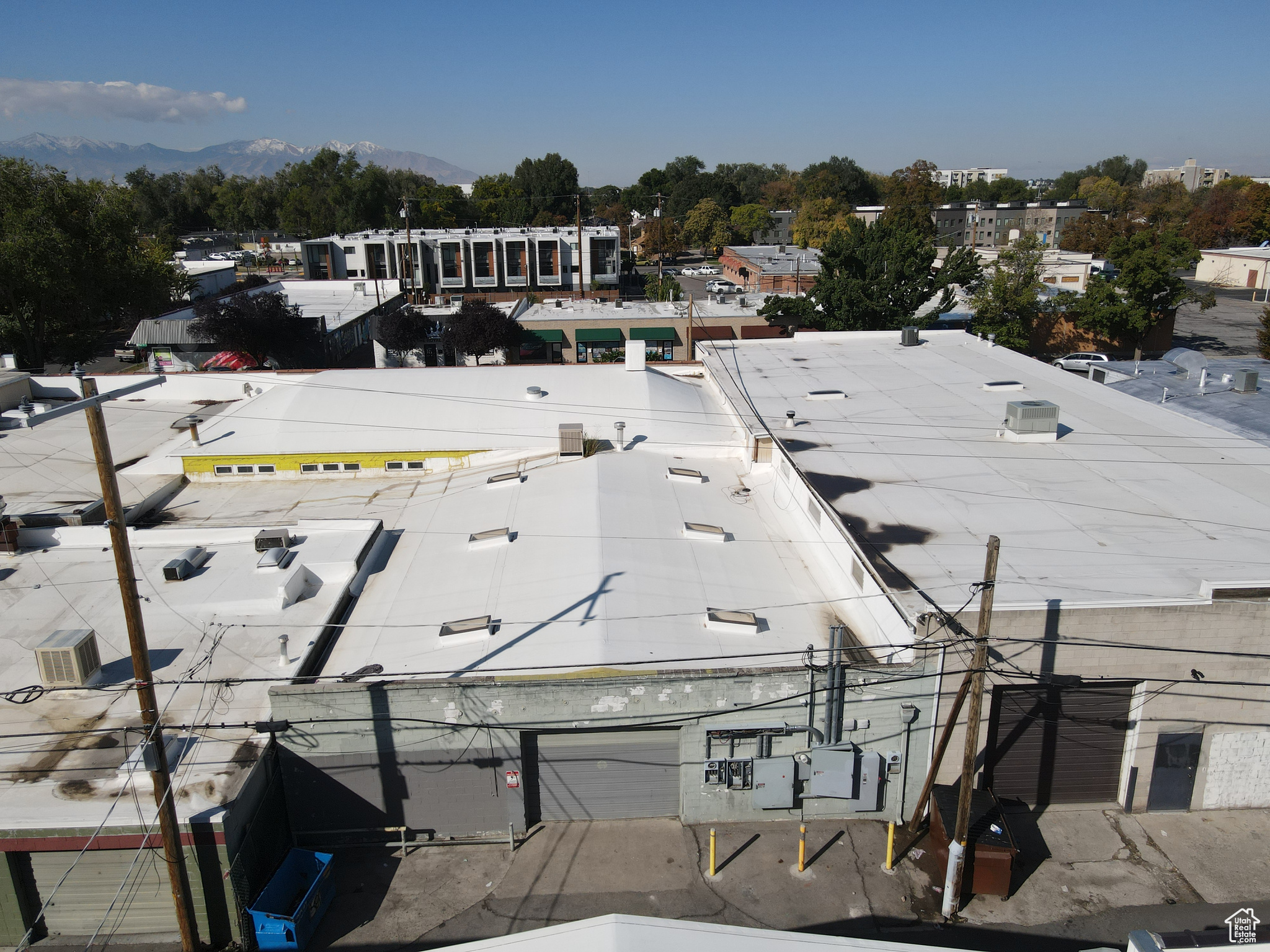 JOHNSONS - Commercial Sale