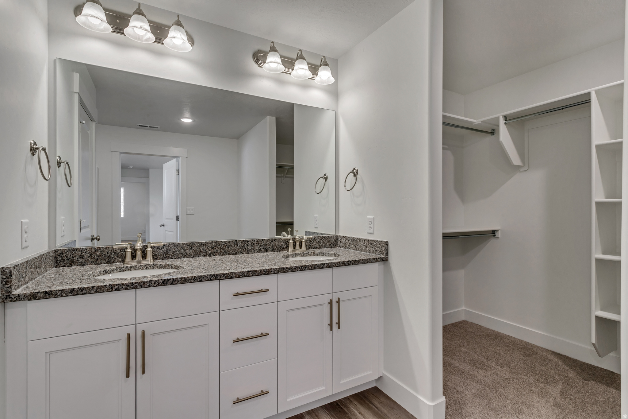 PACIFIC SPRINGS - Residential