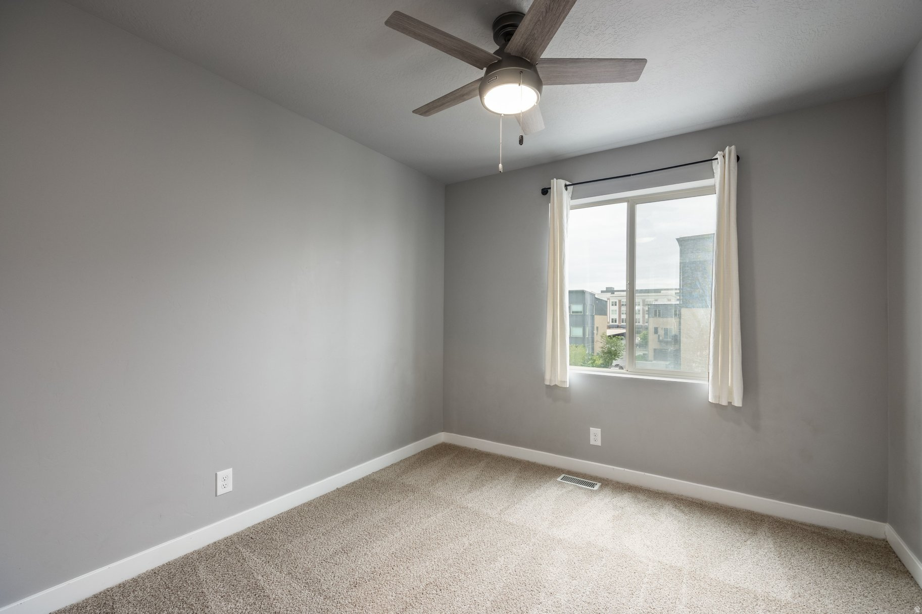 BIRKHILL TOWNHOUSES - Residential