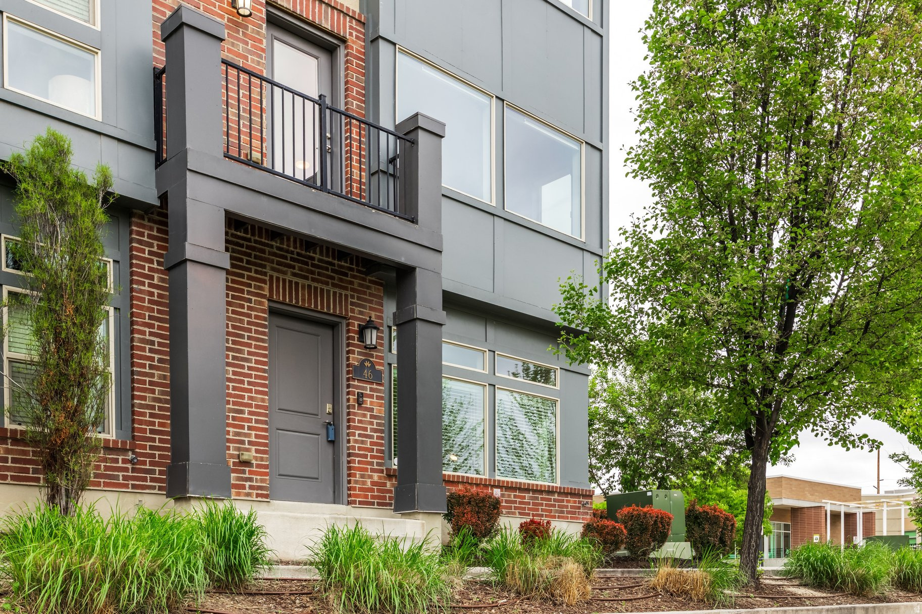 BIRKHILL TOWNHOUSES - Residential