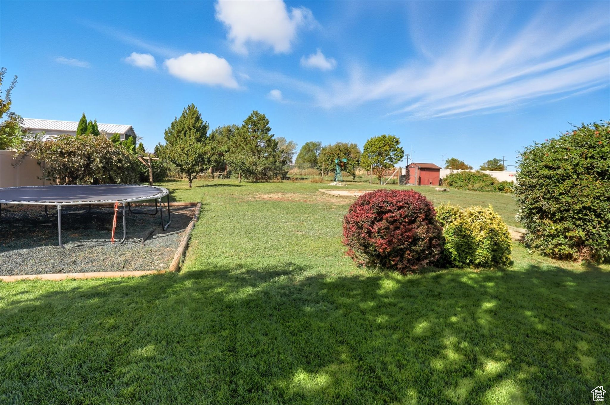 MOUNTAIN SHADOWS - Residential