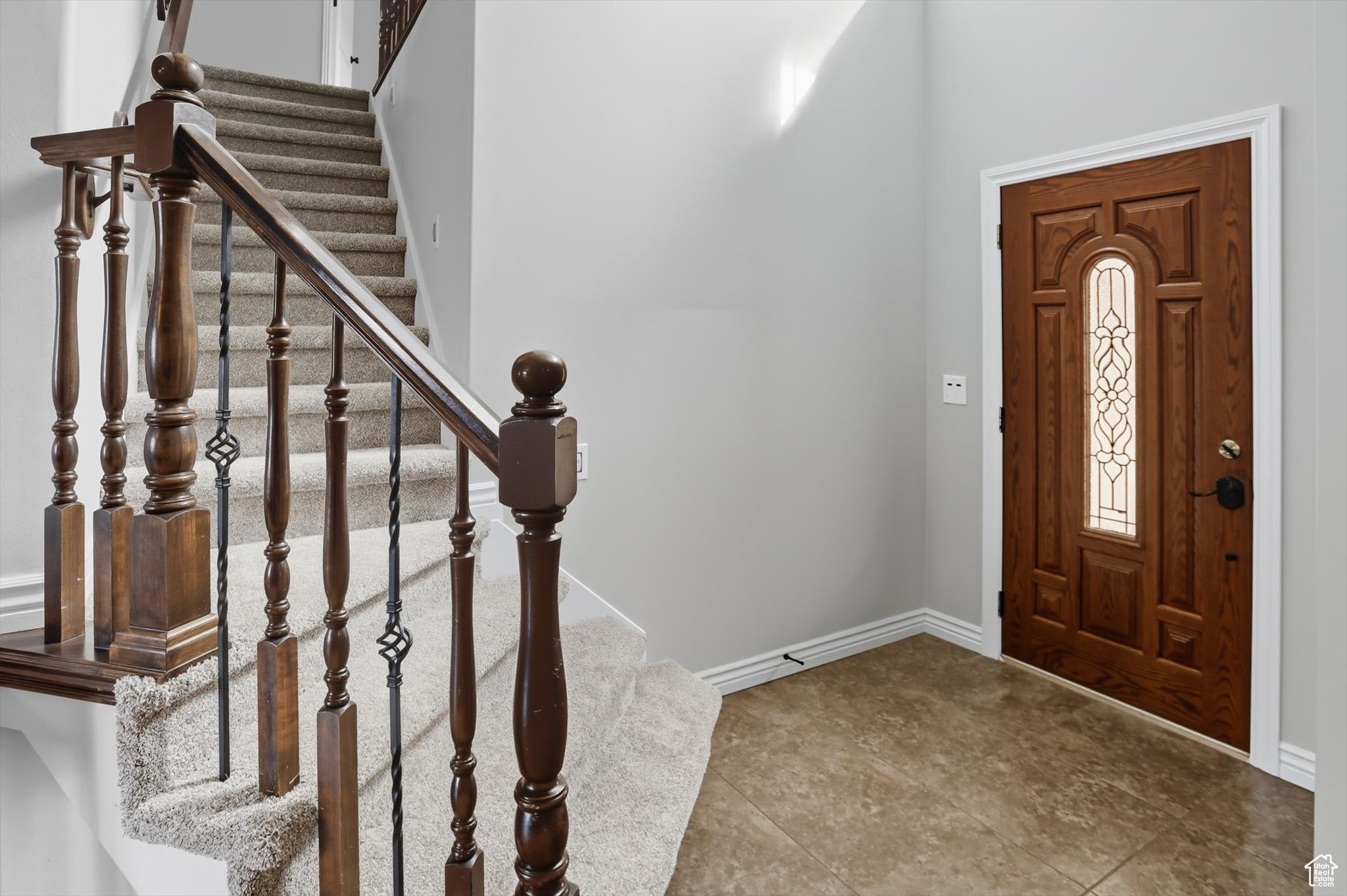 MOUNTAIN SHADOWS - Residential