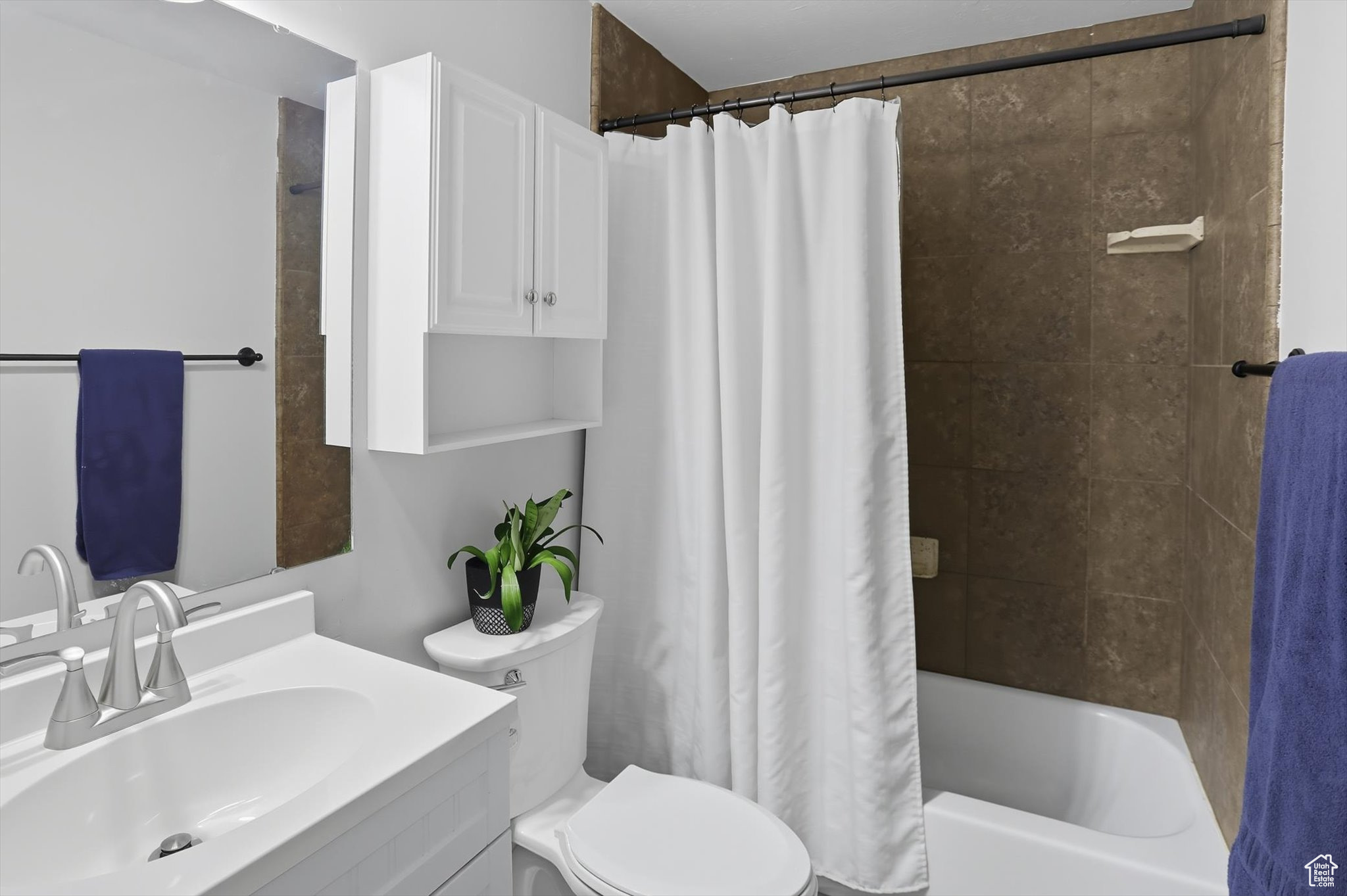 MOUNTAIN SHADOWS - Residential