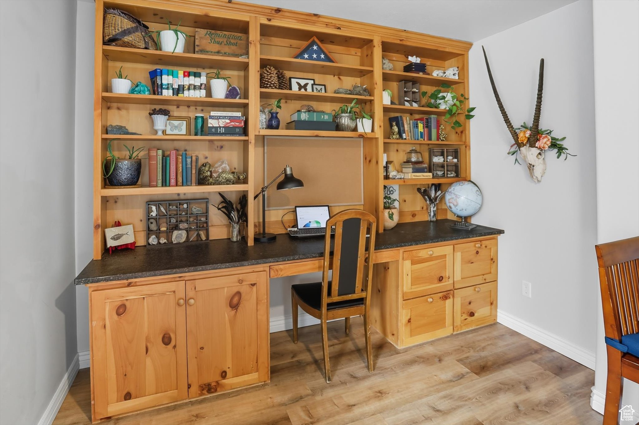 MOUNTAIN SHADOWS - Residential