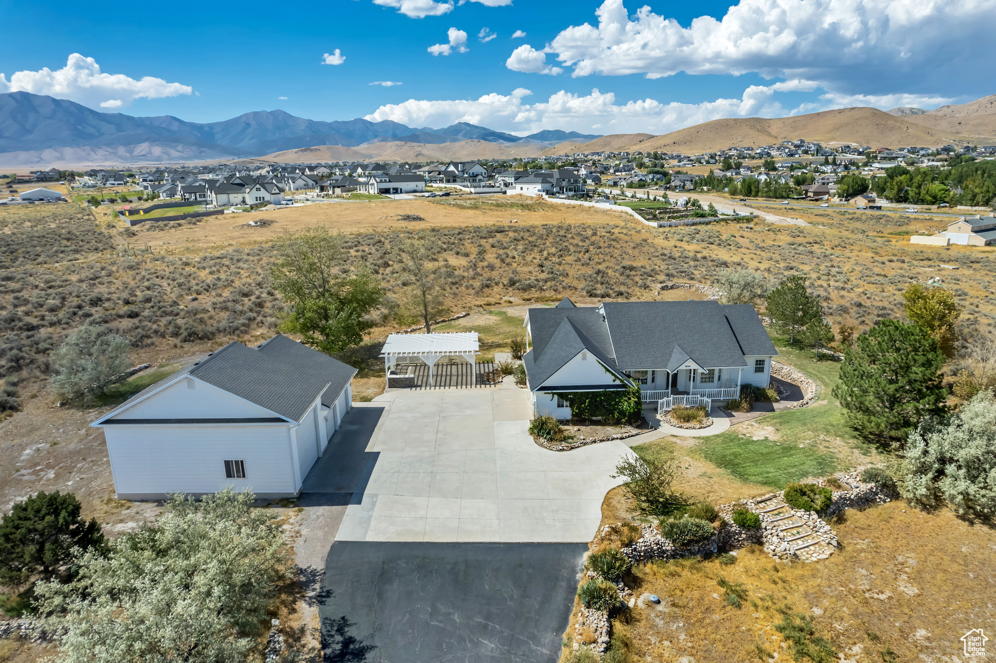 CEDAR PASS RANCH - Residential