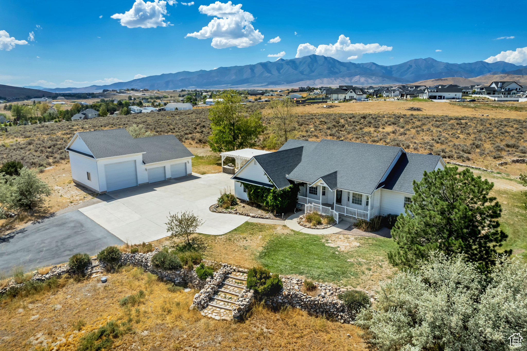 CEDAR PASS RANCH - Residential