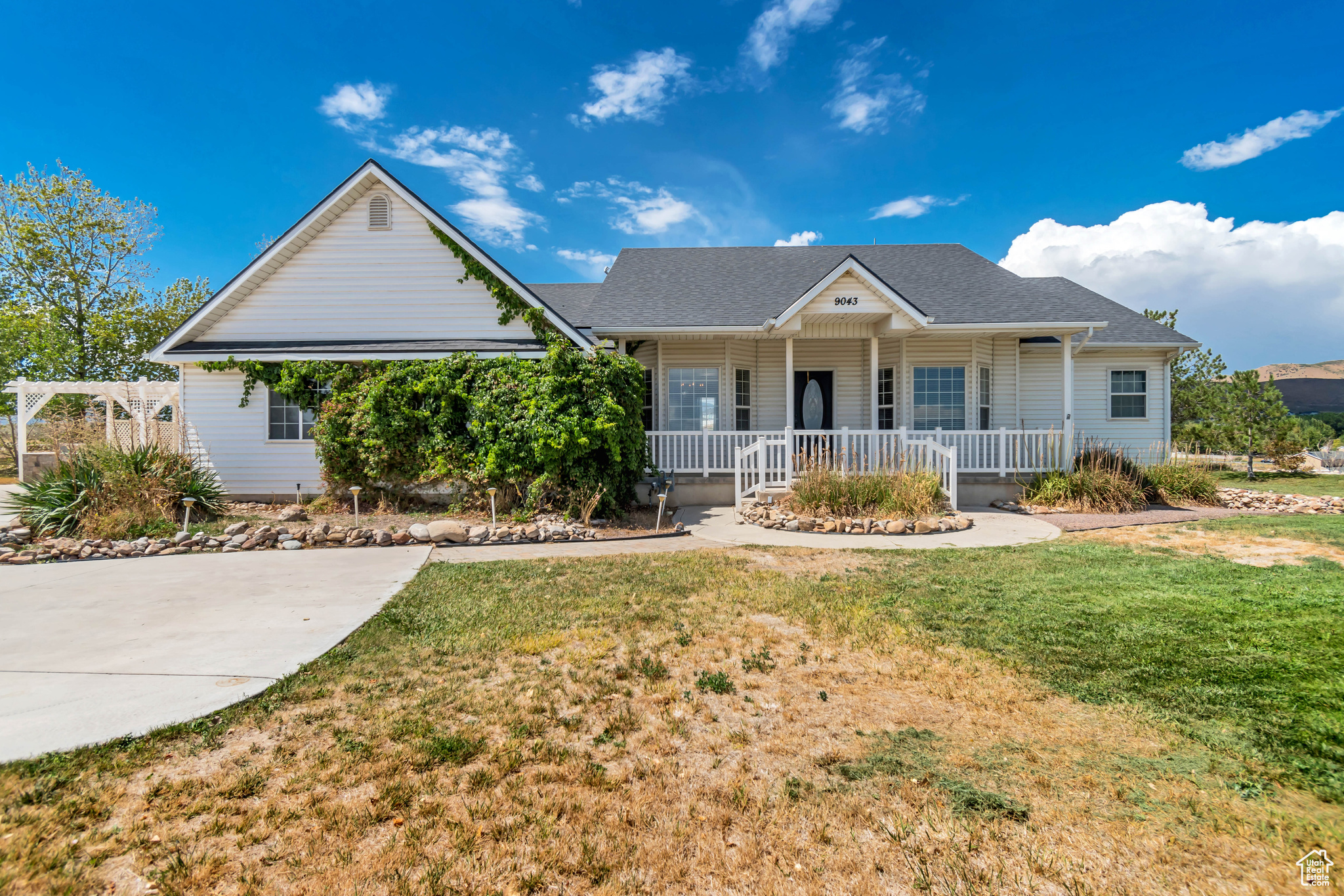 CEDAR PASS RANCH - Residential
