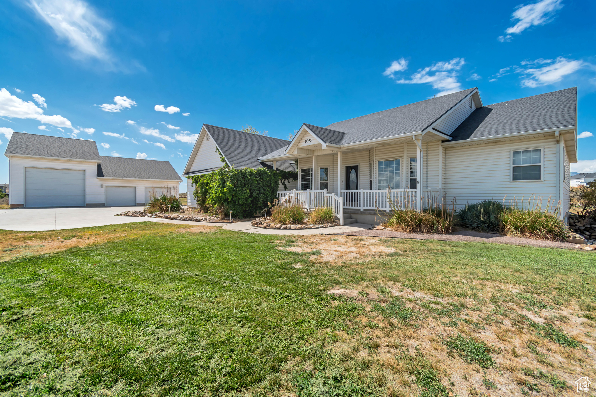CEDAR PASS RANCH - Residential