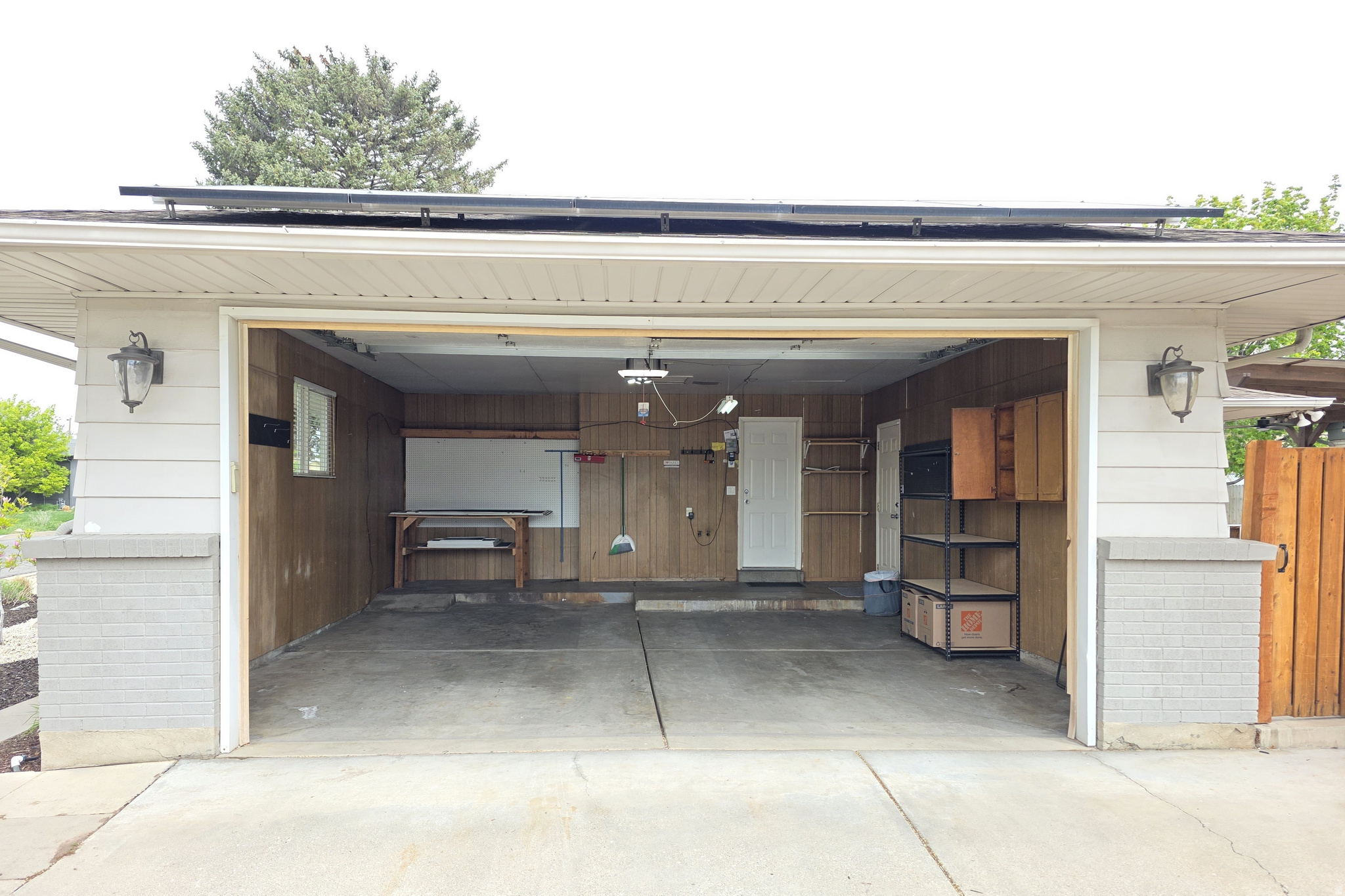 RANCHO VILLA - Residential