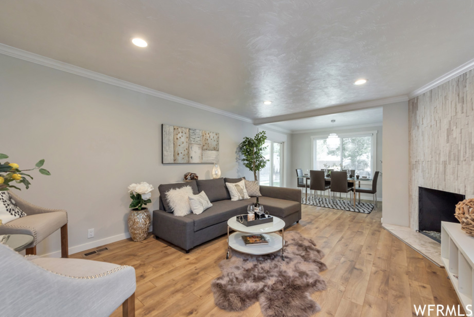 RANCHO VILLA - Residential