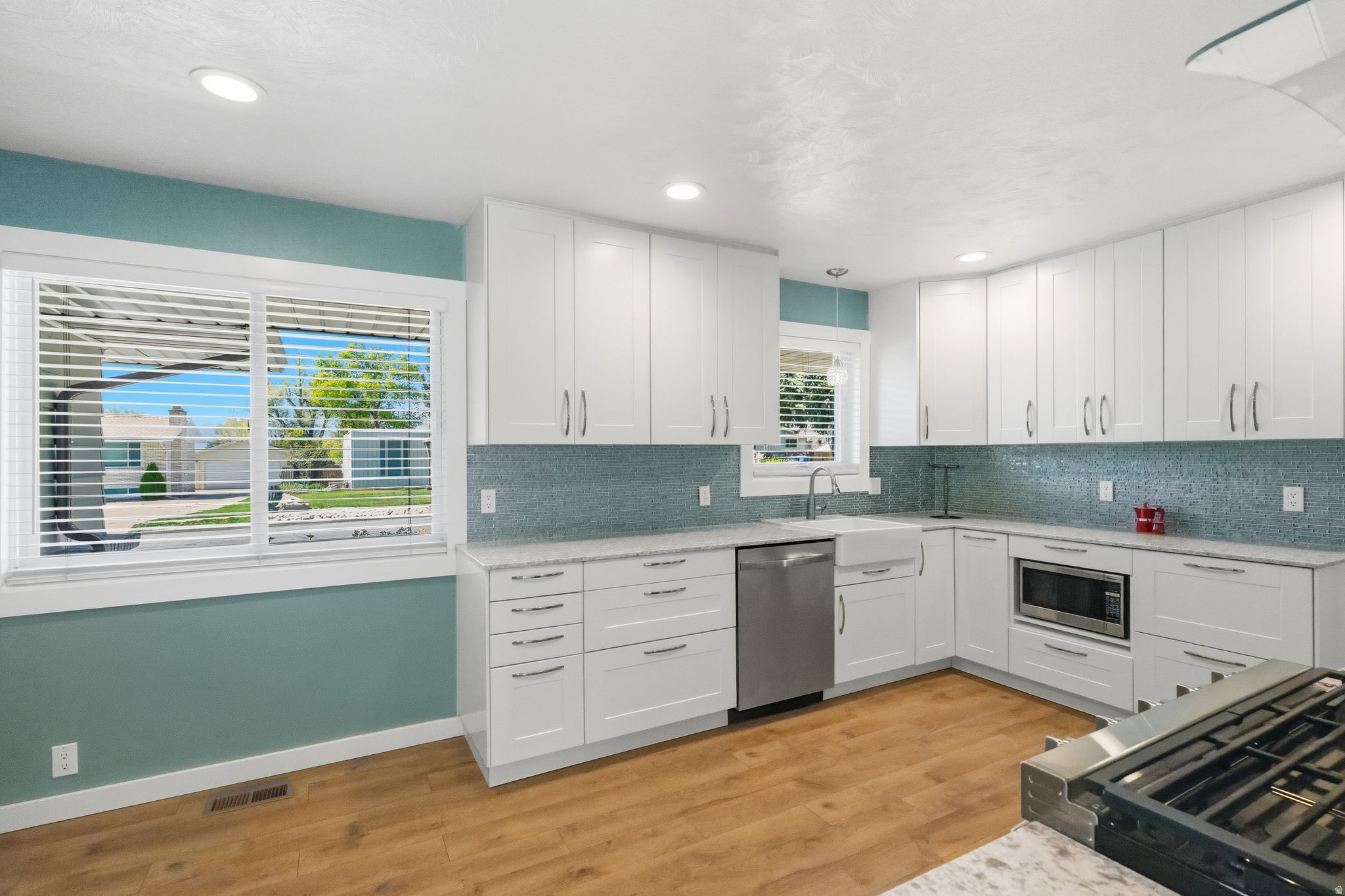 RANCHO VILLA - Residential