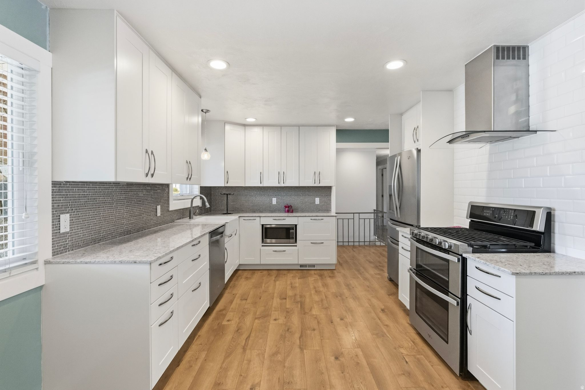 RANCHO VILLA - Residential