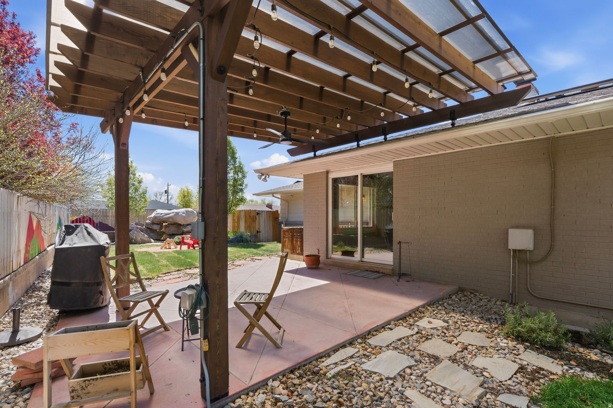 RANCHO VILLA - Residential