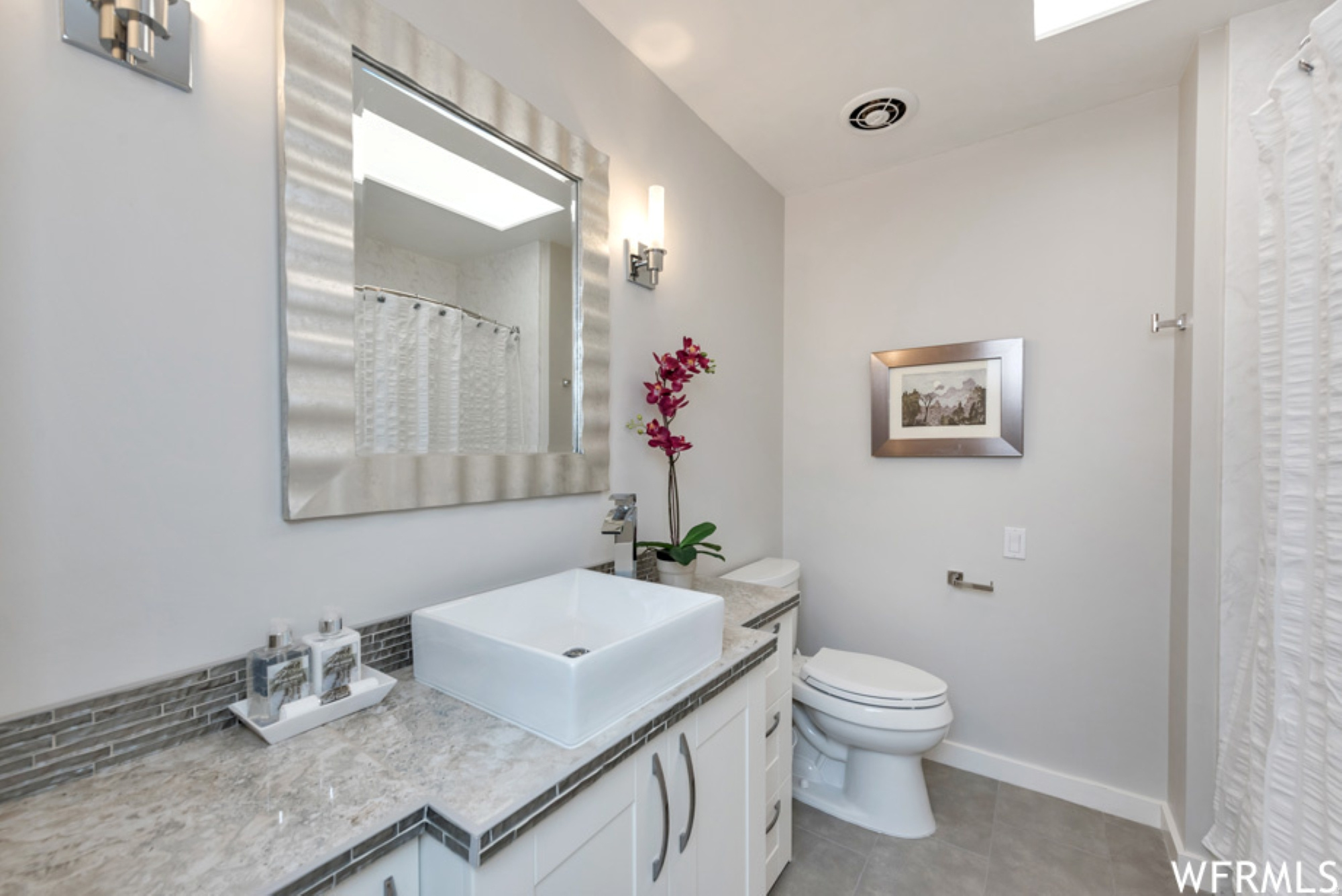 RANCHO VILLA - Residential