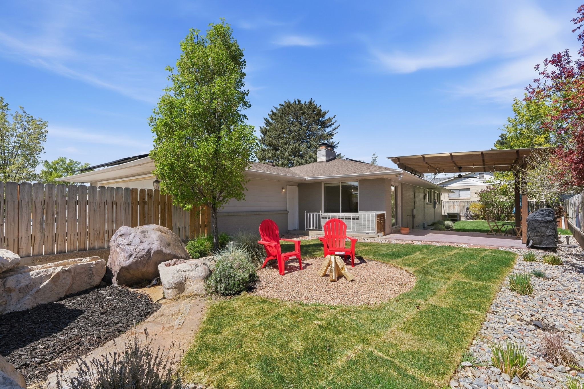 RANCHO VILLA - Residential