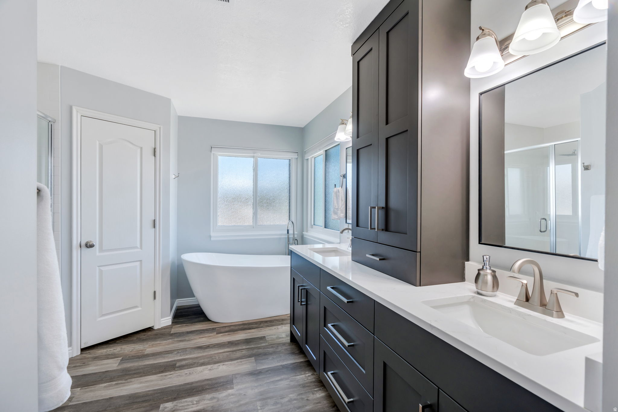 CAMERON PARK - Residential