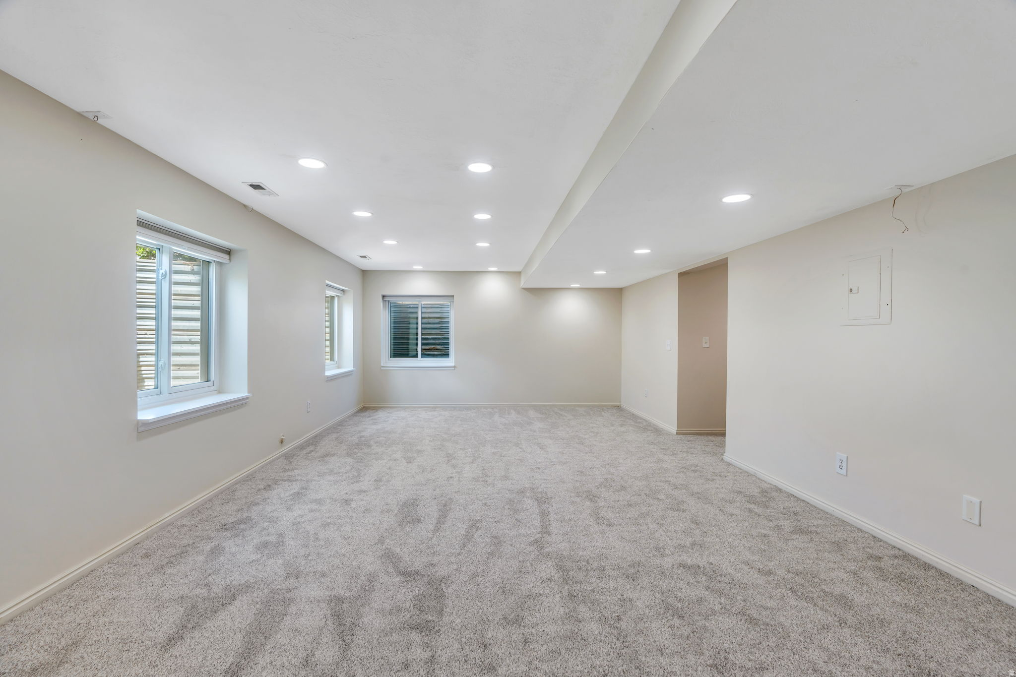 CAMERON PARK - Residential