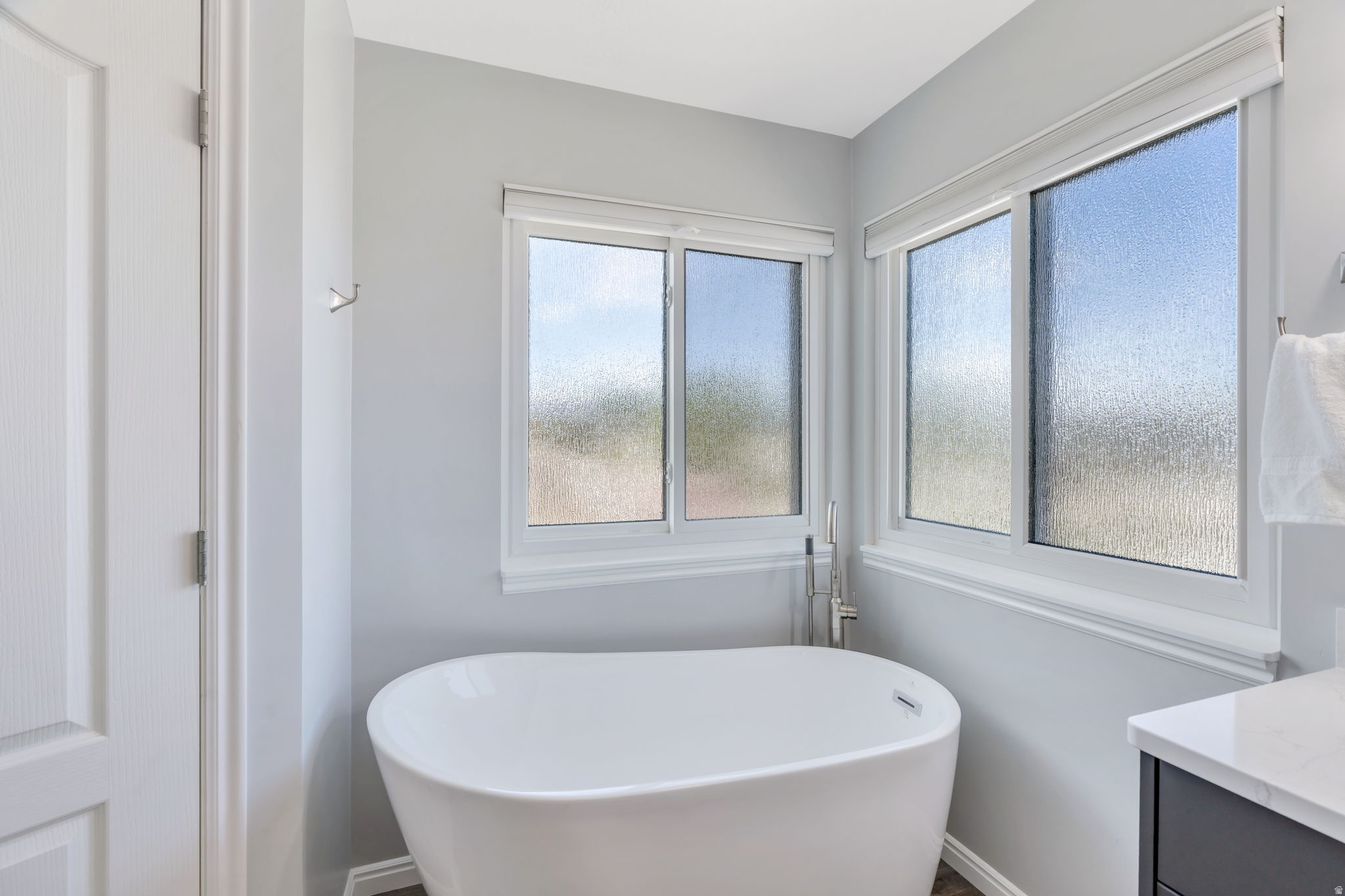 CAMERON PARK - Residential