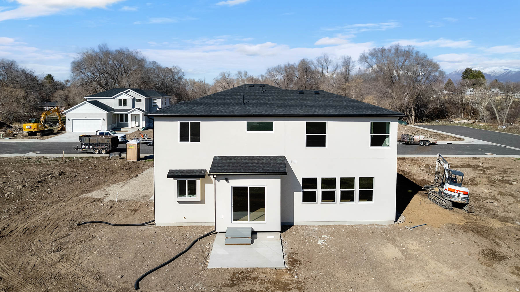 BELLE HOLLOW - Residential