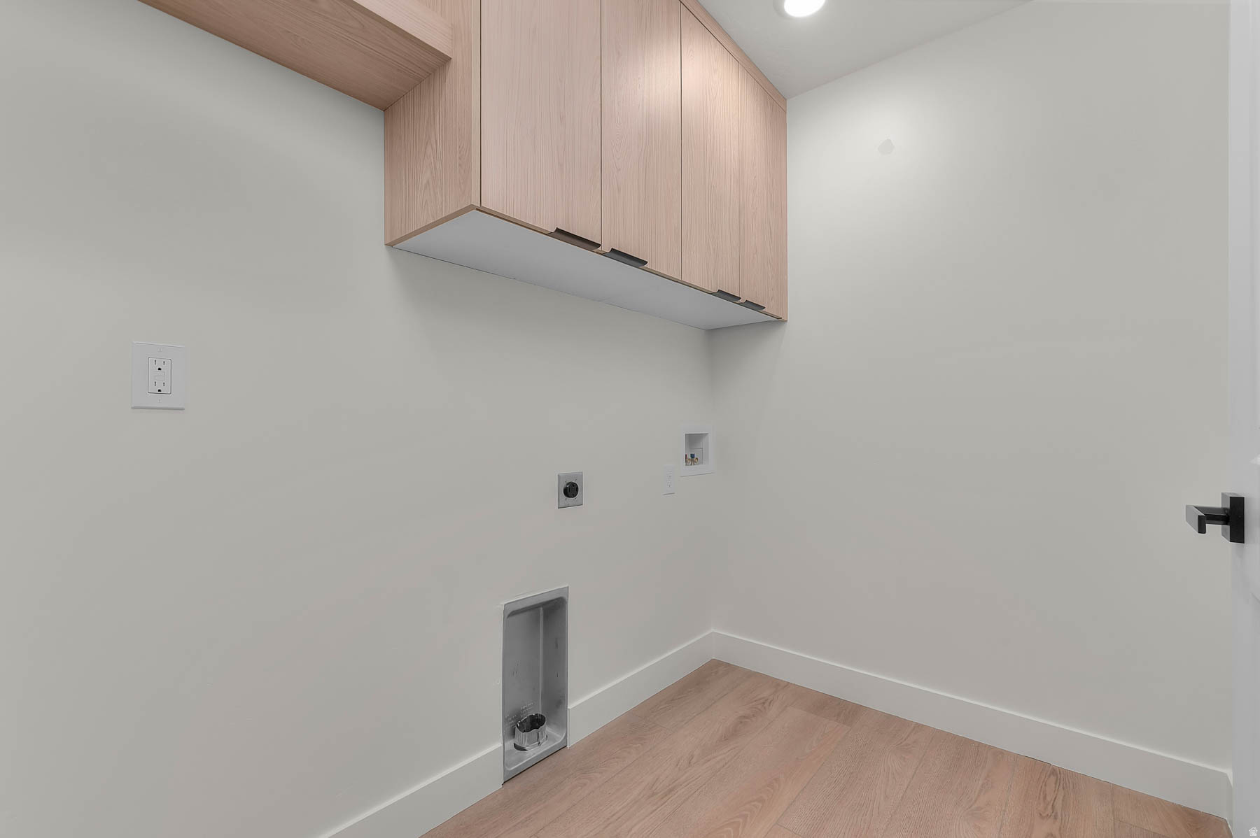 BELLE HOLLOW - Residential